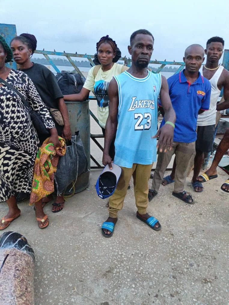 Troops receive 8 rescued victims, nab gunrunner in Cross River