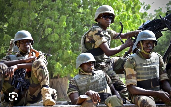 Ex-agitator rallies support for military against insecurity