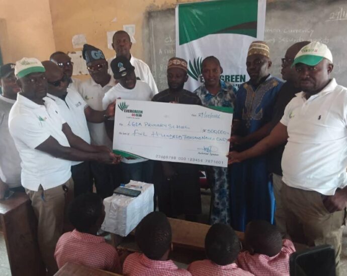 Club pays N500, 000 PTA levies for 250 pupils of LEA primary school