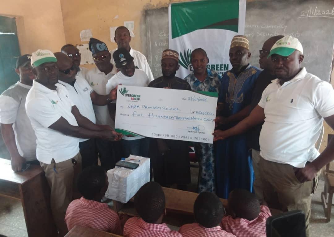 Club pays N500, 000 PTA levies for 250 pupils of LEA primary school