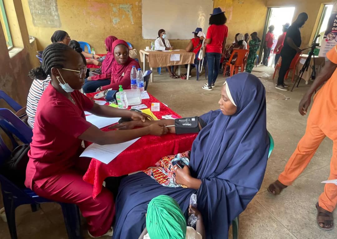 Female accountants take free medical outreach to Abuja suburb, Sauka