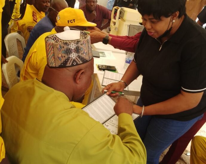 Group holds eye screenings, drug awareness for FCT transport operators Group holds eye screenings, drug awareness for FCT transport operators