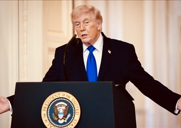 Trump says he prefers to solve Iran nuclear issue through diplomacy