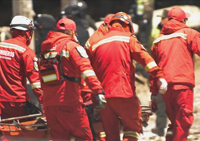 15 die in Bolivian plane crash