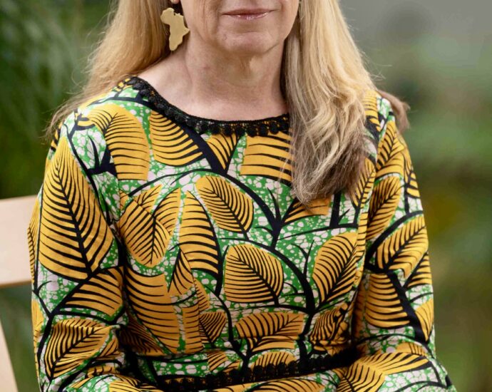 UK announces unveiling of e-visa for travelers from Feb. 25