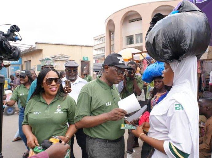 CVR: INEC takes voter registration campaign to Lagos markets