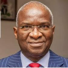 Lawyers must join fight against rising insecurity – Fashola