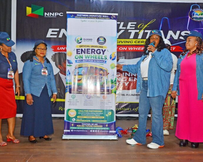Mrs Emmanuella Arukwe, Managing Director, NNPC Foundation Ltd. (2nd right), with Mrs Euginia Dominion, Executive Director, Finance, NNPC Foundation (2nd left) and other officials at the “Battle of the Energy Titans” Awards Ceremony and official unveiling of the “Energy on Wheels Project for Schools” in Abuja.