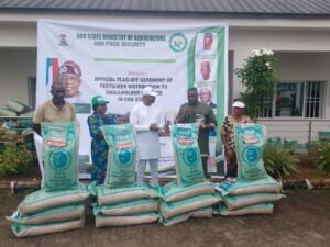 12,000 Edo farmers benefit from FG’s free fertiliser programme