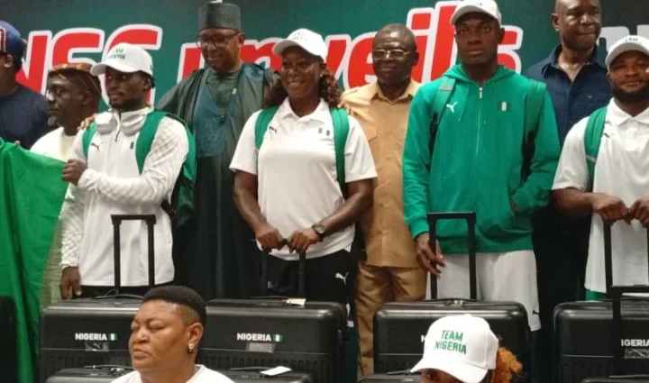 NSC Chairman, Shehu Dikko, NSC DG, Bukola Olopade and NIS DG Philip Shuaibu alongside Team Nigeria athletes during the official unveiling of Puma apparel as Team Nigeria’s official kit for the 2026 Commonwealth Games on Thursday in Abuja.(PhotoCredit:NAN)