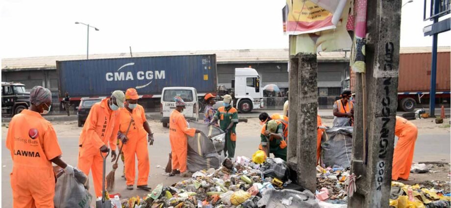 Waste evacuation in Lagos