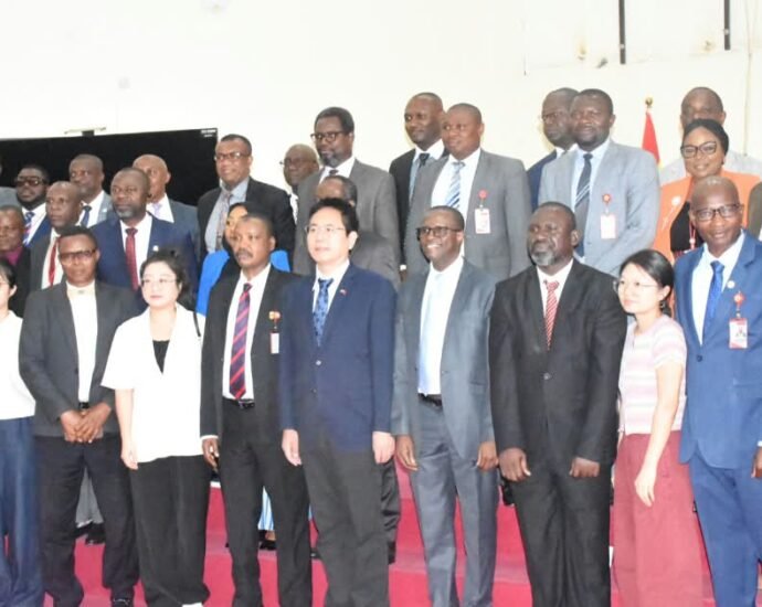 Chairman, Independent Corrupt Practices and Other Related Offences Commission (ICPC), Dr Musa Aliyu (4th R); Provost of the Anti-Corruption Academy of Nigeria (ACAN), Prof. Sheriff Ibrahim (3rd R); Cultural Counselor of Chinese Embassy in Nigeria and Director of China Cultural Centre in Nigeria, Counselor Yang Jianxing (M); and other Directors during the ICPC /ACAN third International Diploma Dialogue in Abuja on Monday