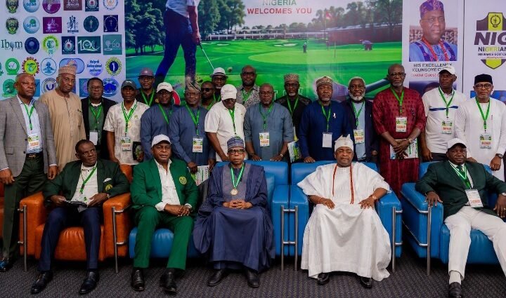 L-R (sitting): Dr. Tony Philmoore, Executive Director, Professional Golfers’ Association of Nigeria (PGAN), Otunba Olusegun Runsewe, President, Nigeria Golf Federation, Mr Lawal Garba, Chairman/CEO, Trobell Nigeria Limited, The Royal Father of the Day, His Royal Highness, Oba Saheed Ademola Elegushi and Simon Lalong, the former Governor of Plateau State at the just concluded second edition of the Nigeria Golf Federation Stakeholders and Golfers Summit in Abuja.