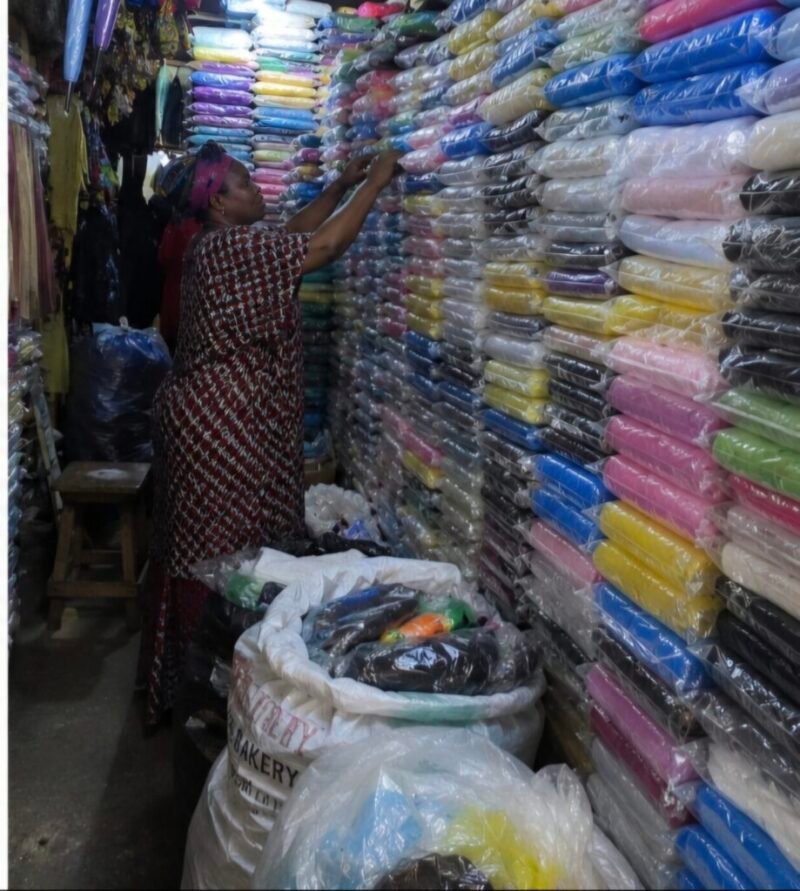 Rain Gear Sellers Count Losses As Dry Weeks Dampen Sales - News Agency Of Nigeria