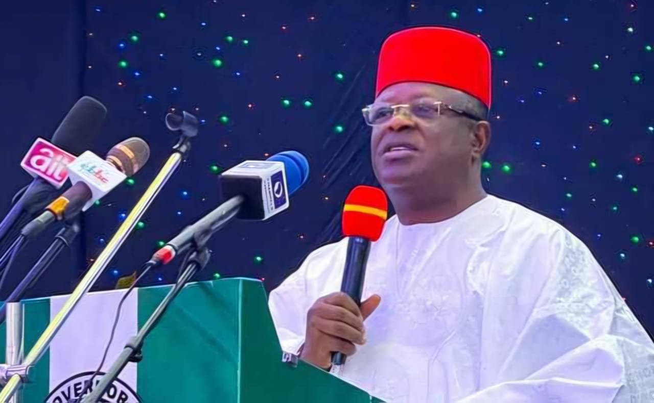 Minister pledges pedestrian bridges, improved road access to tertiary institutions