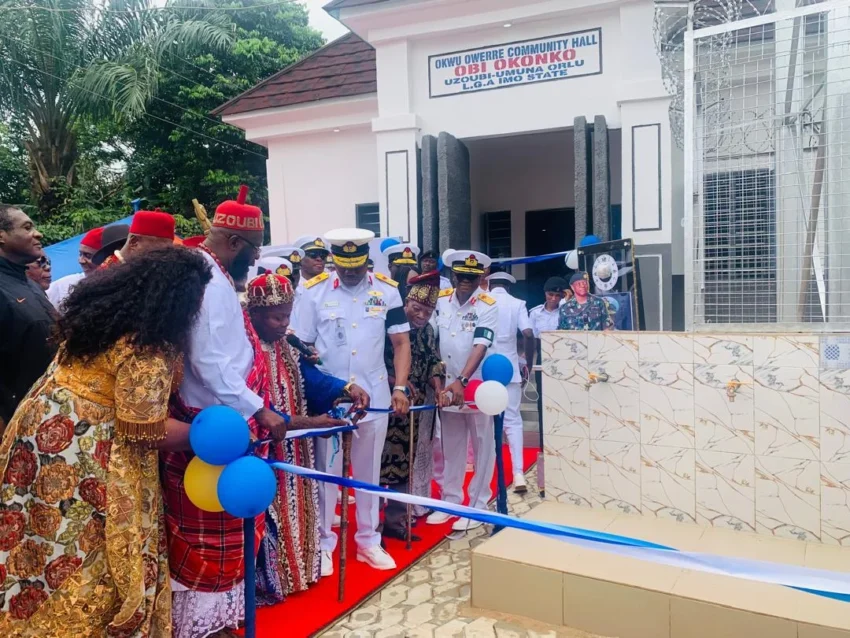 Navy ​‌‌​‌‌​‍⁠⁠‍​‌​‌​​‍⁠‌​donates solar-powered borehole, reconstructed cultural hall to Imo community