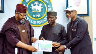 L-R: Executive Chairman/CEO of the Presidential Initiative on Compressed Natural Gas and Electric Vehicles (Pi-CNG & EV), Ismaeel Ahmed; Minister of State Petroleum Resources (Gas), Rt. Hon. Ekperikpe Ekpo; and Coordinator of the Decade of Gas Secretariat, Ed Ubong, during the presentation of progress reports on the CNG programme to the Minister by Pi-CNG & EV and the Decade of Gas Secretariat at the Ministry of Petroleum Resources, NNPC Towers, Abuja, on Friday.